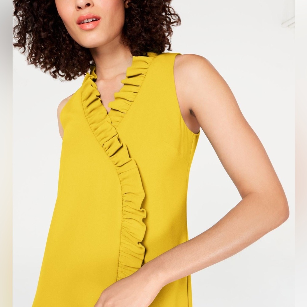 Trina Turk Yellow Ruffled V-Neck Sleeveless Mini Dress size Medium